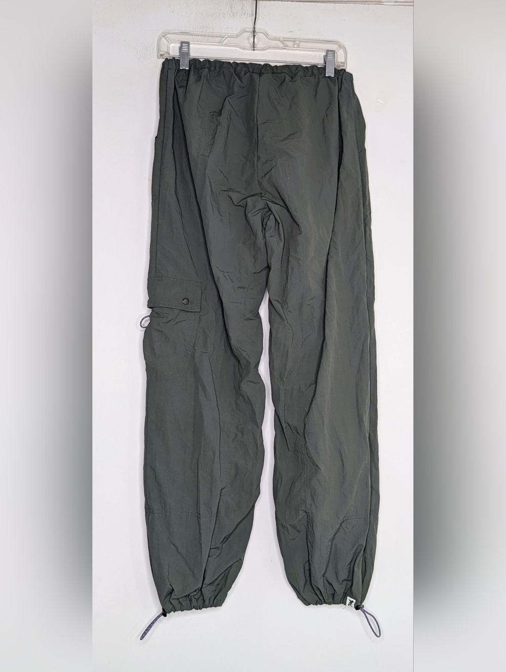Peachy Den The Mimi Bottoms Cargo Green Pants size large - Picture 3 of 5
